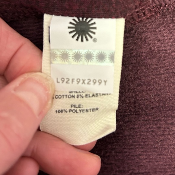 UGG Charlynne Poncho Drawstring Funnel Neck Pouch Pocket Burgundy Maroon sz XS/S - Picture 13 of 14